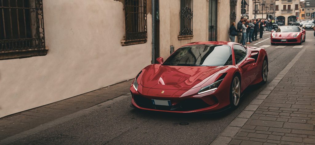 FERRARI F8 TRIBUTO