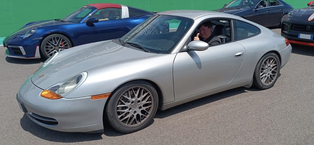 PORSCHE 996 CARRERA